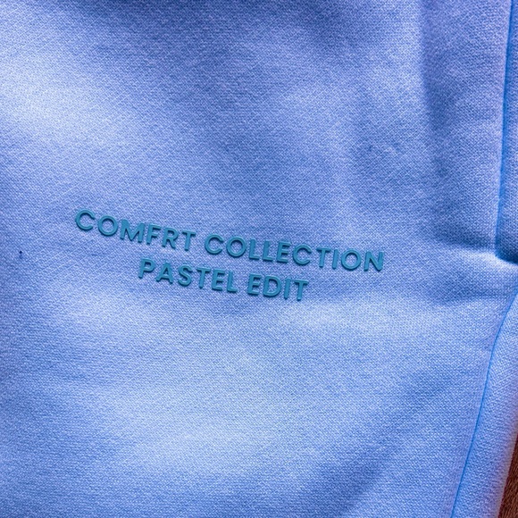 Comfrt Pastel Edit Pastel Blue Joggers EUC - Picture 3 of 4